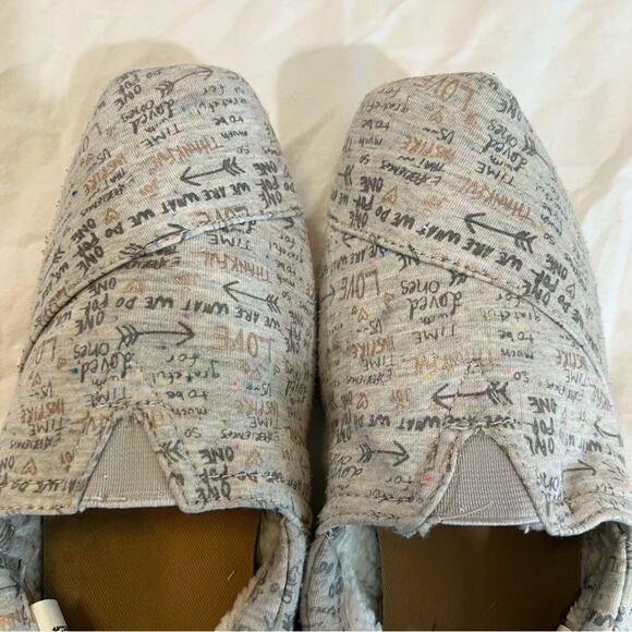 Tom’s gray speckled t-shirt jersey faux Fur lined alparagatas size 11 - Picture 4 of 11